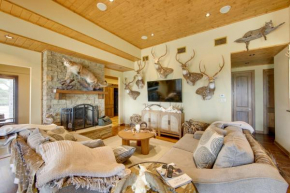 Hunters Paradise Texas Ranch Home with Pool
